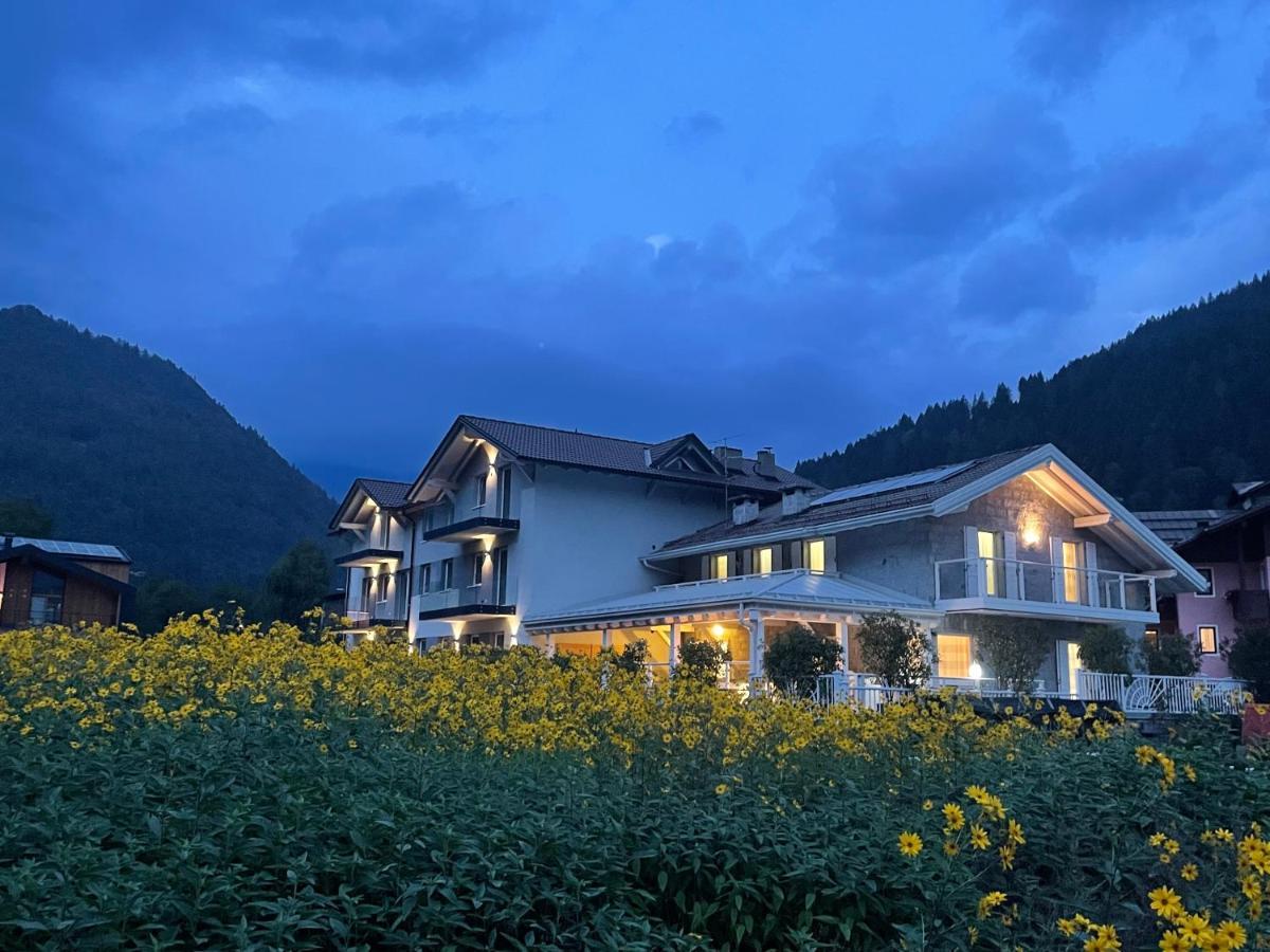 Rosensuite La Residenza Del Rosengarten بينْسولُ المظهر الخارجي الصورة